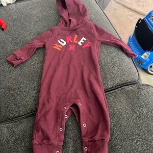 Maroon Hurley long sleeve outfit.